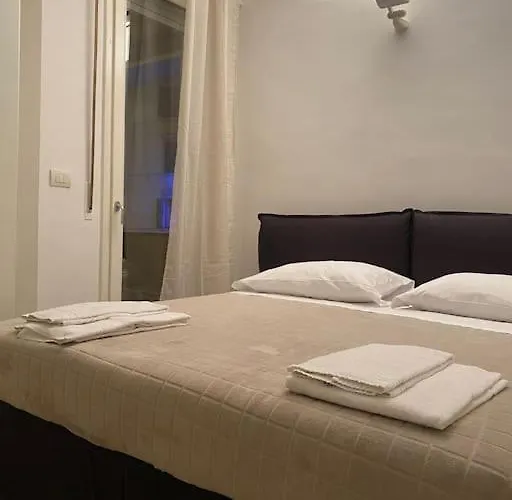 Lauren Apartment